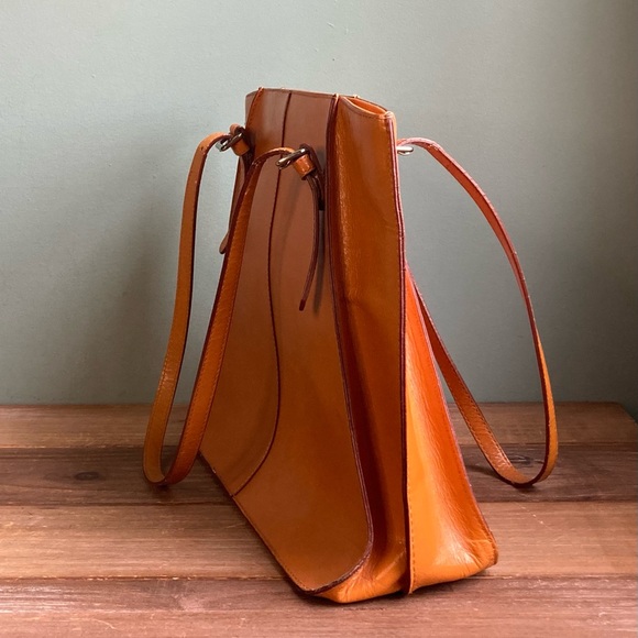 Hobo International Leather Tote Bag - Picture 4 of 8